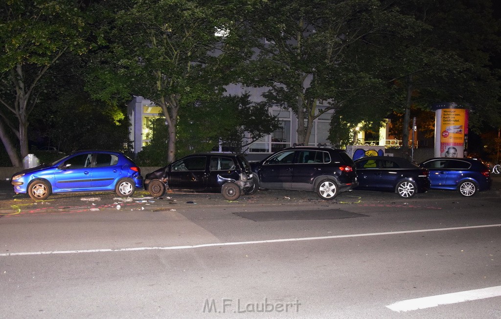 Schwerer VU PKW Rad Koeln Deutz Giessenerstr Betzdorferstr P130.JPG - Miklos Laubert